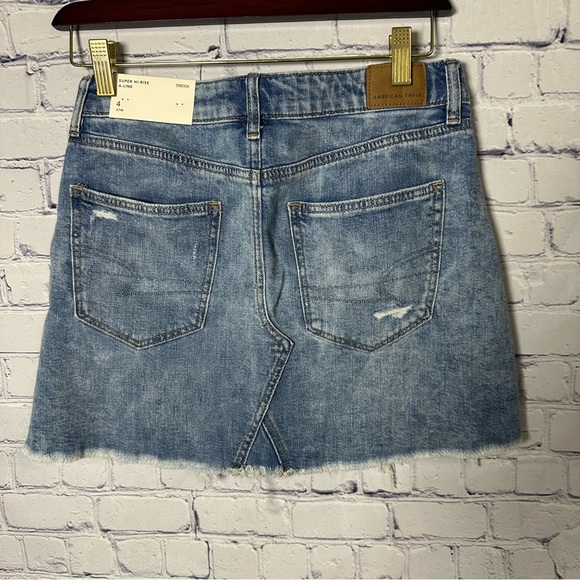 American Eagle Outfitters Light Blue Distressed Mini Skirt Size 4 - Picture 2 of 3